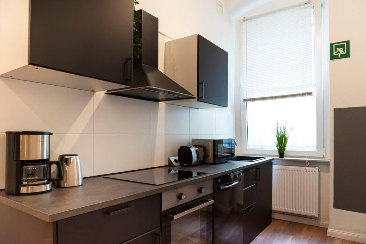 Modern 2 Bedroom Apartment In Berlin Schoeneberg Buitenkant foto