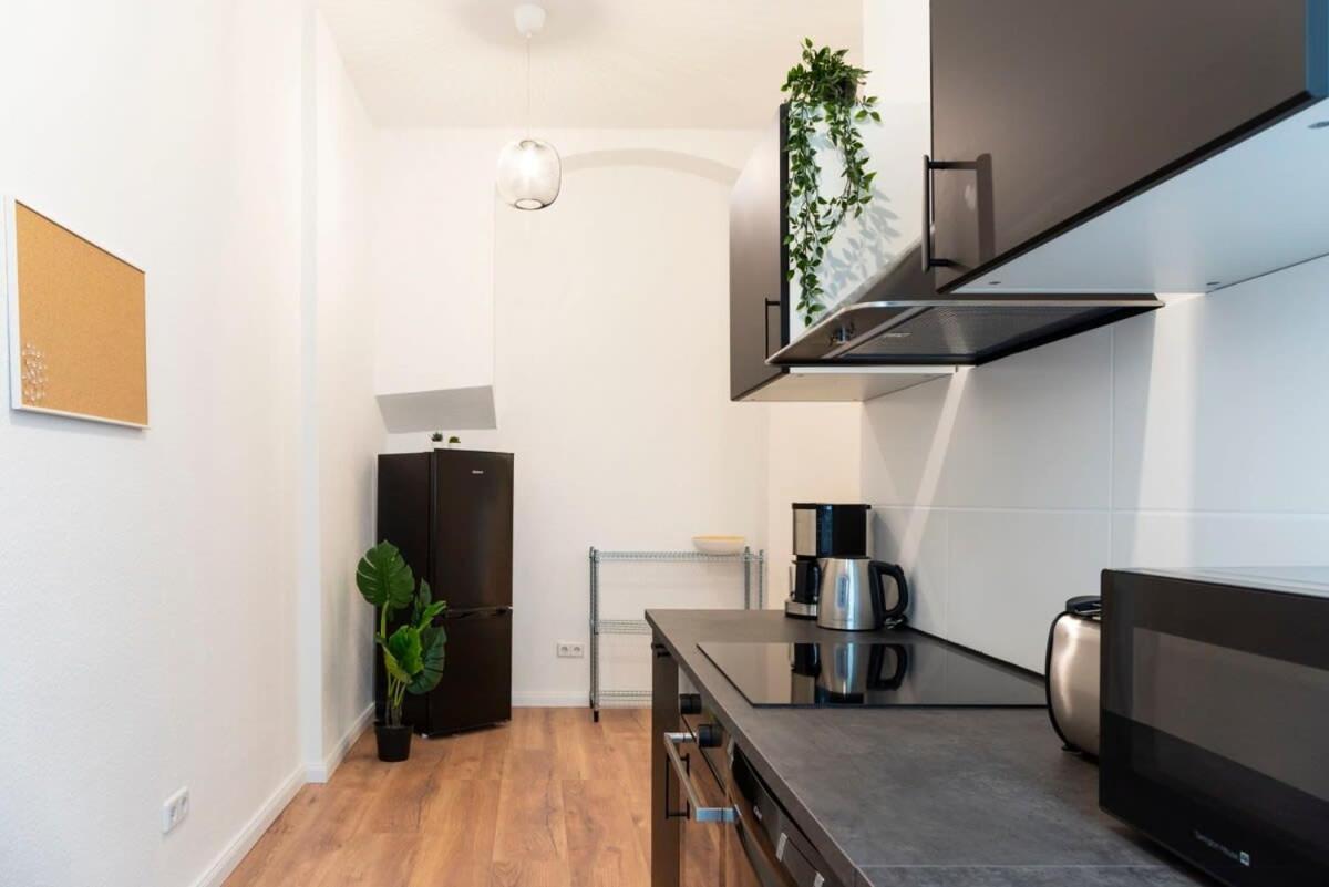 Modern 2 Bedroom Apartment In Berlin Schoeneberg Buitenkant foto